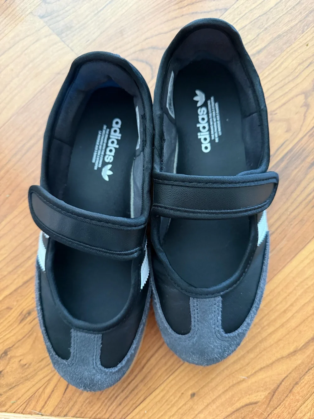 Adidas Samba Jane sneakers